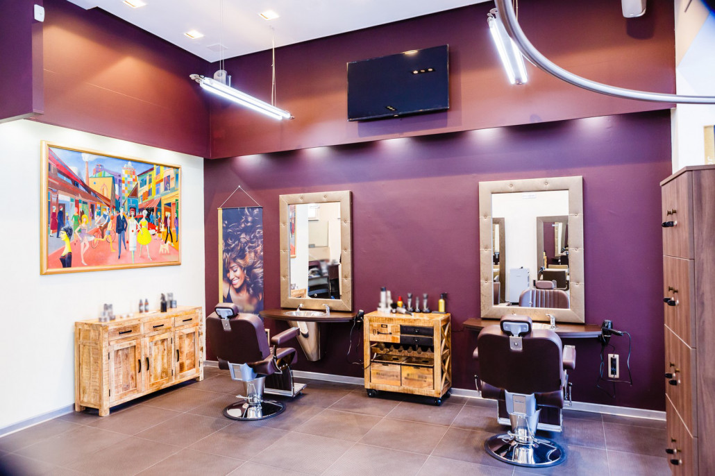 Wall art gives the salon a tranquil yet colorful touch