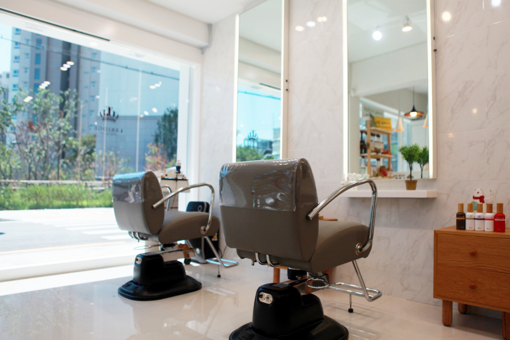 Full view of the salon_1